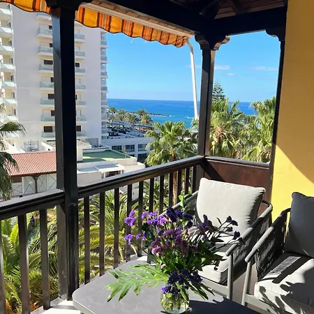 Апартаменти Amarillo Oceanview Адехе